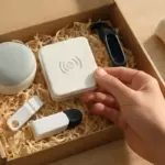 Gli smart gadget nei kit promozionali: strumenti utili che migliorano il ricordo del brand